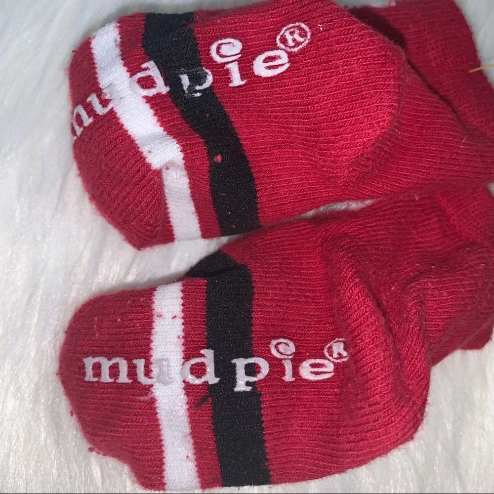Mud Pie Santa Claus booties/socks